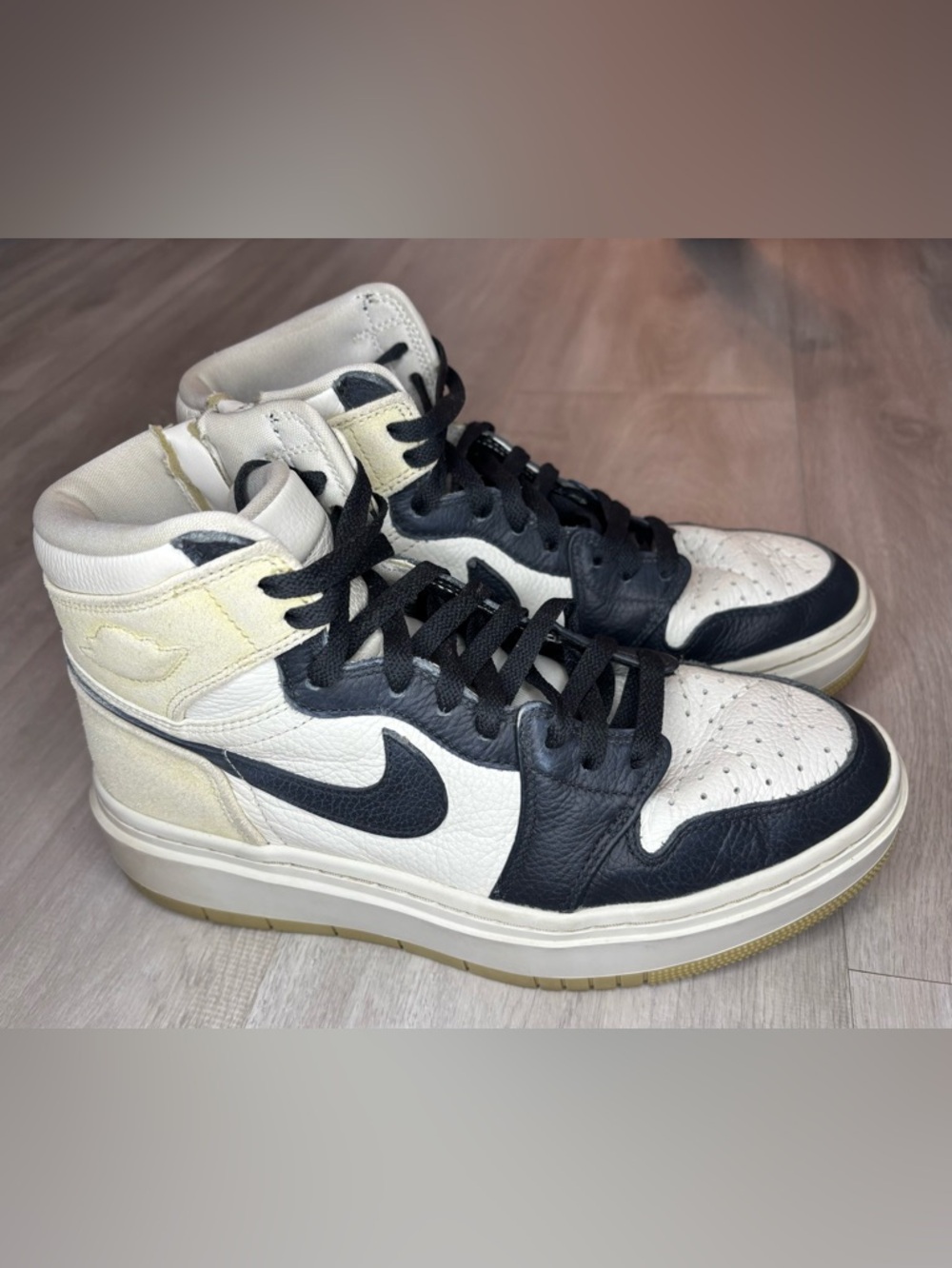 Air Jordan 1 Elevate high team gold Women's size 9 High-Top Sneakers